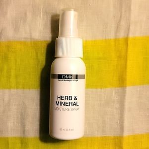 DMK Herb & Mineral Moisture 2 fl. oz.